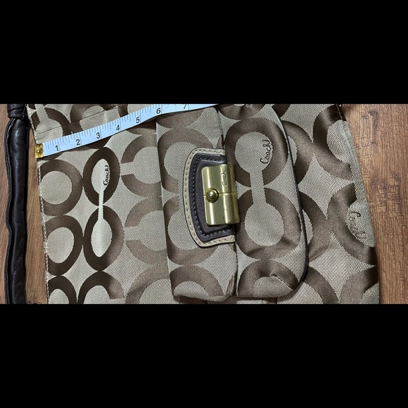 Authentic Coach Kristin Signature Sateen Hobo - Picture 11 of 13